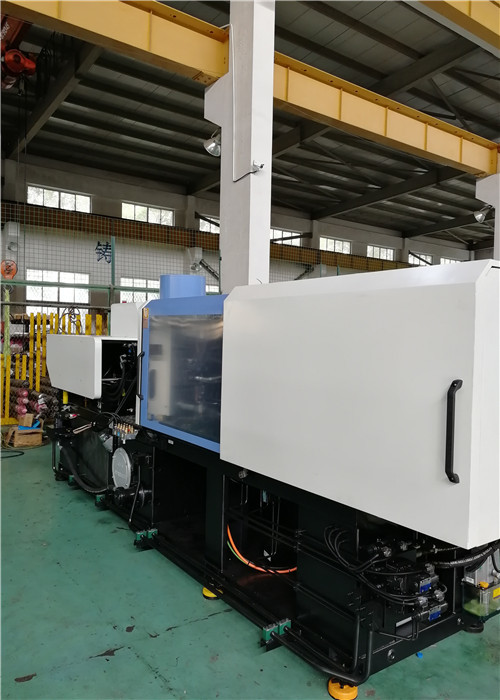 Hydraulic High Speed Injection Molding Machine For Plastic Toys Making