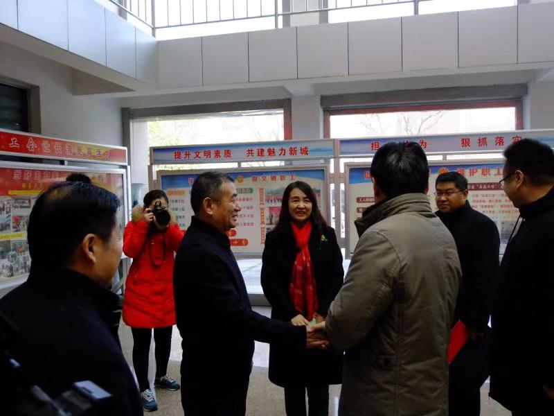 济南市总工会常务副主席傅金峰到星空体育最新官网（China）官方网站集团走访慰问